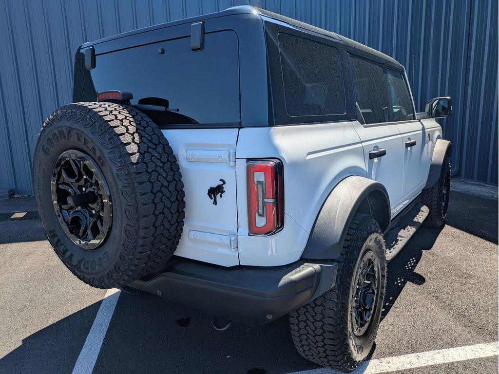 Certified 2025 Ford Bronco Badlands image 6