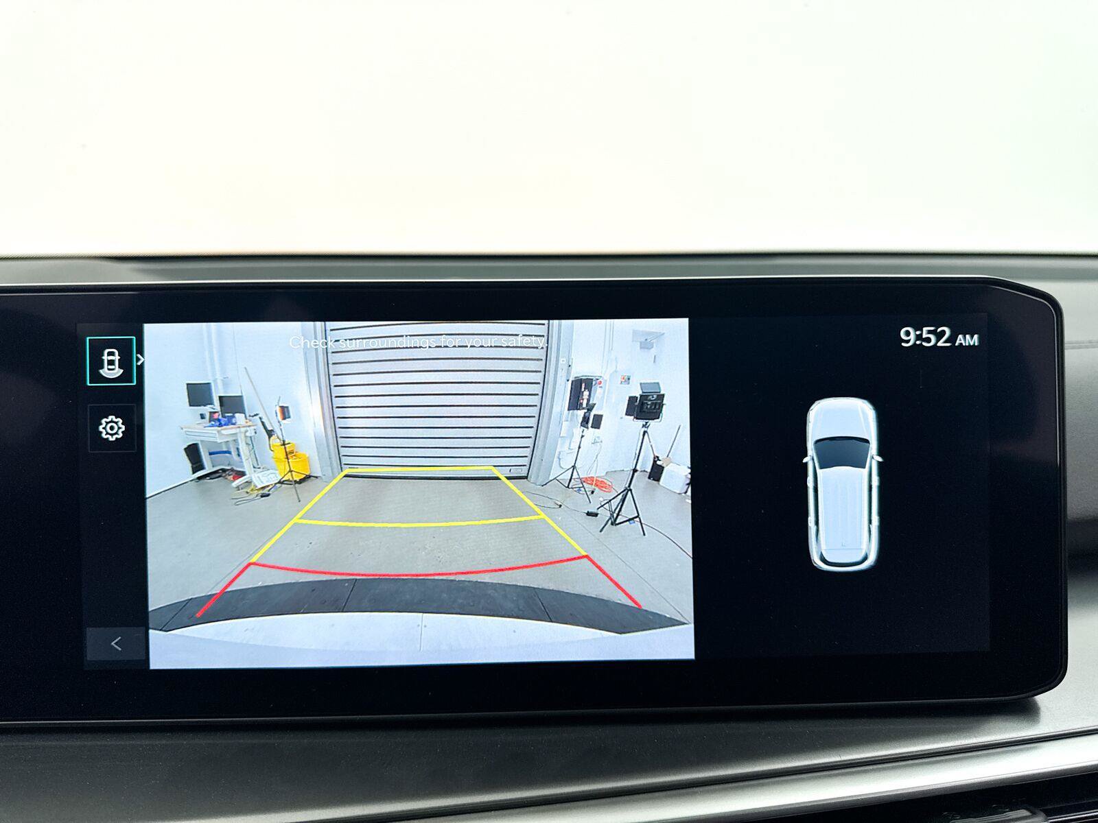 Used 2024 Kia Sorento S w/ Panoramic Sunroof Package FWD image 11