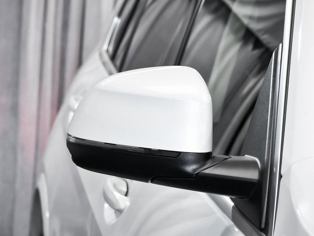 Used 2026 BMW X7 xDrive40i image 96