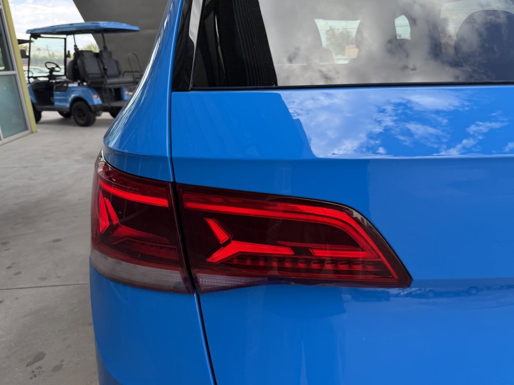 Used 2022 Volkswagen Taos SE w/ Panoramic Sunroof Package image 14