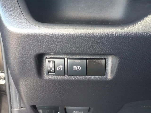 Used 2024 Toyota RAV4 XLE image 18