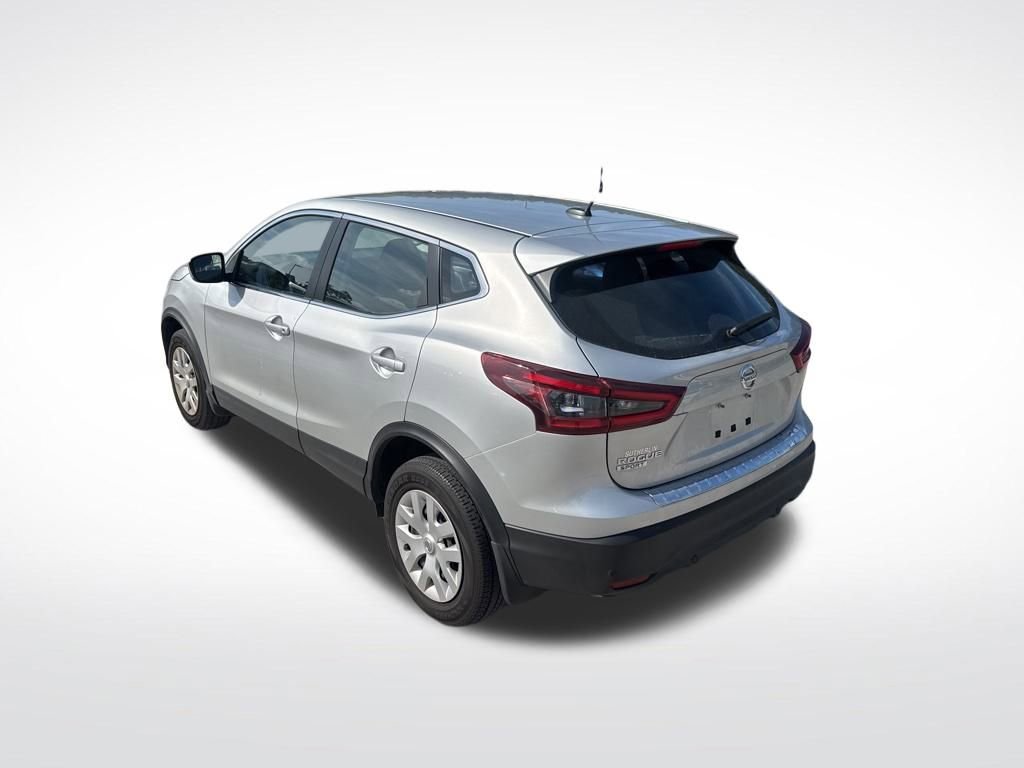 Used 2020 Nissan Rogue Sport S image 7