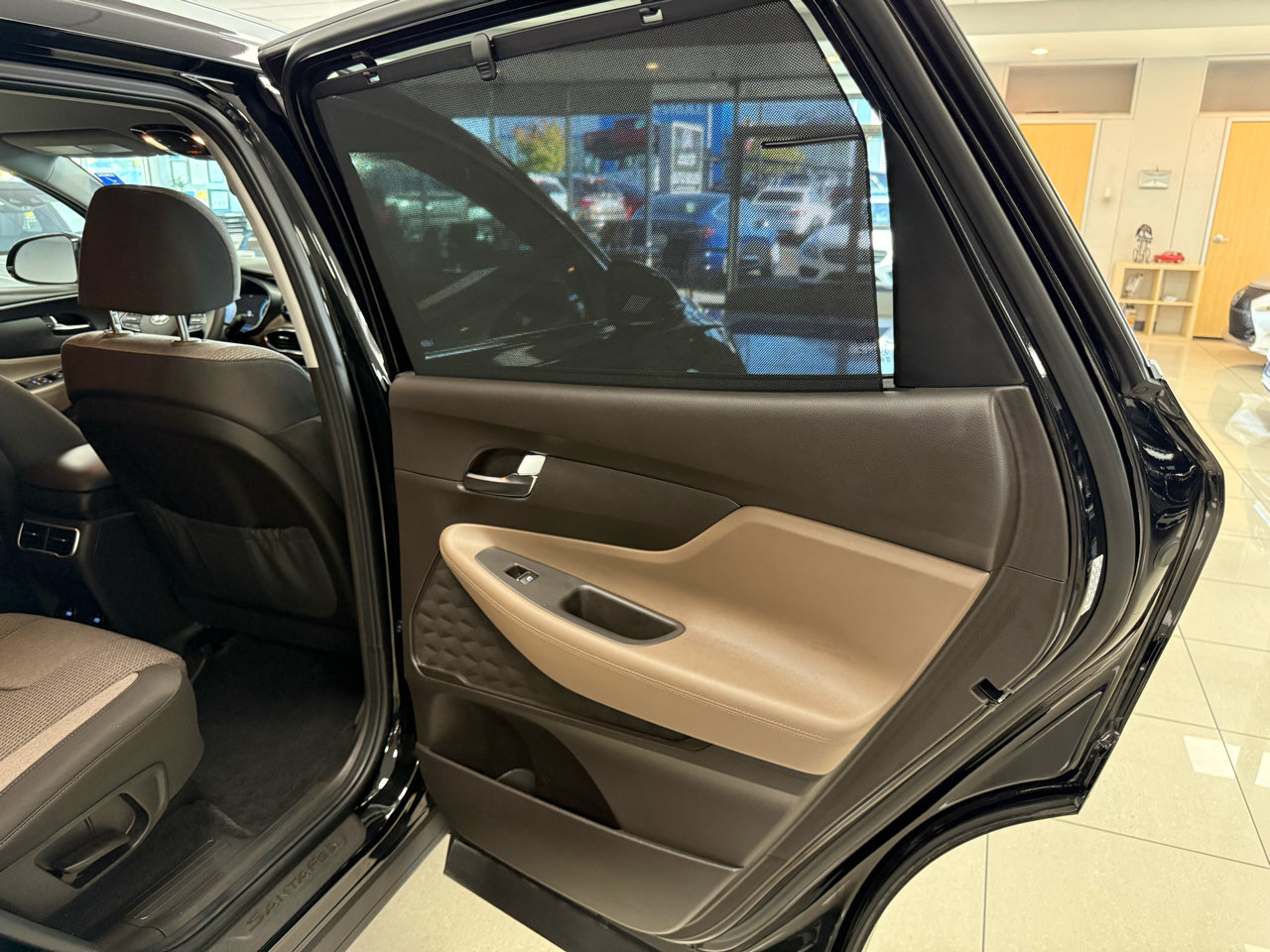 Used 2022 Hyundai Santa Fe SEL Convenience w/ Cargo Package image 24