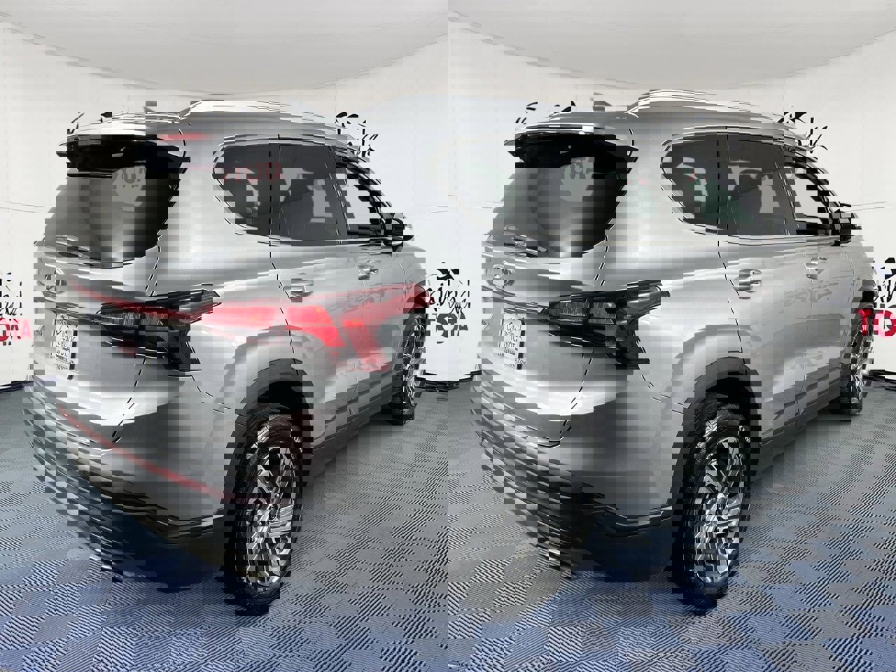 Used 2023 Hyundai Santa Fe SEL image 8