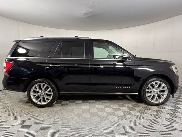 Used 2019 Ford Expedition Platinum AWD/4WD image 9