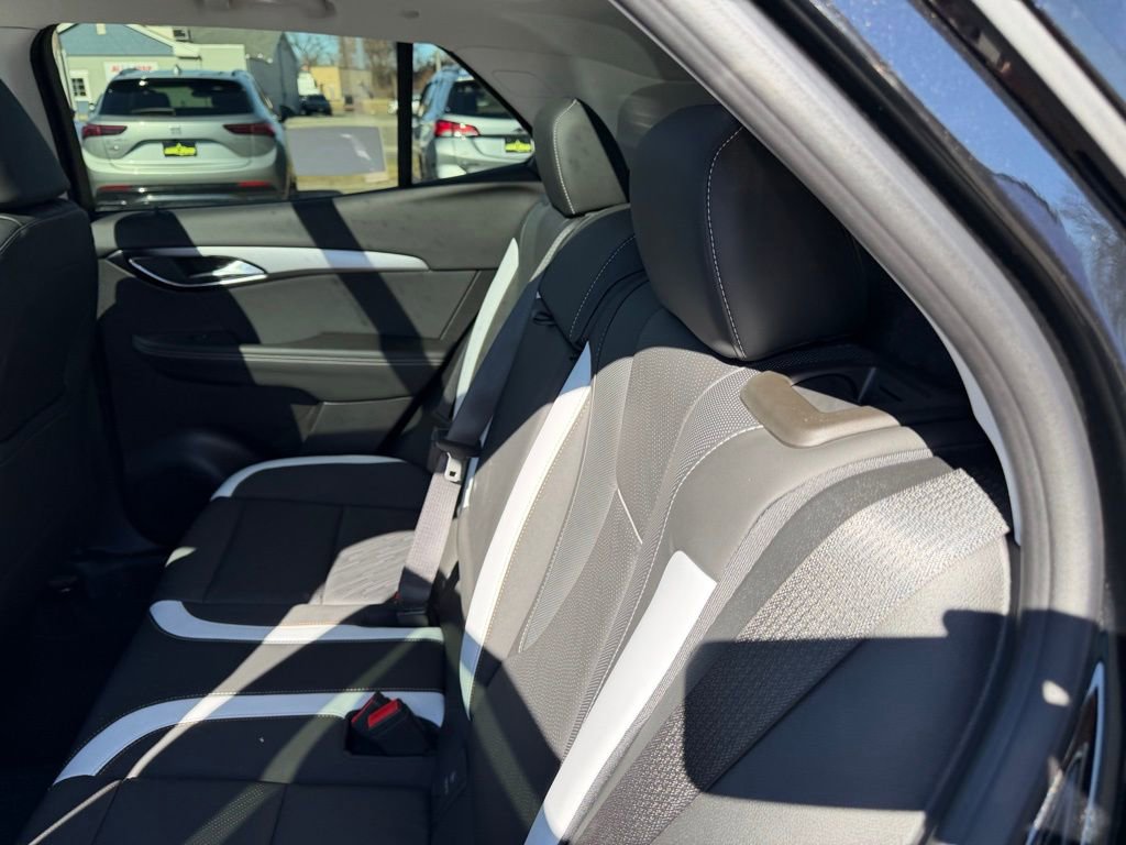 New 2026 Buick Envision Sport Touring image 10