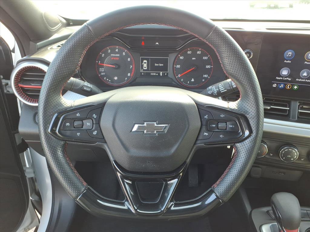 Used 2024 Chevrolet Trax RS w/ Driver Confidence Package image 19