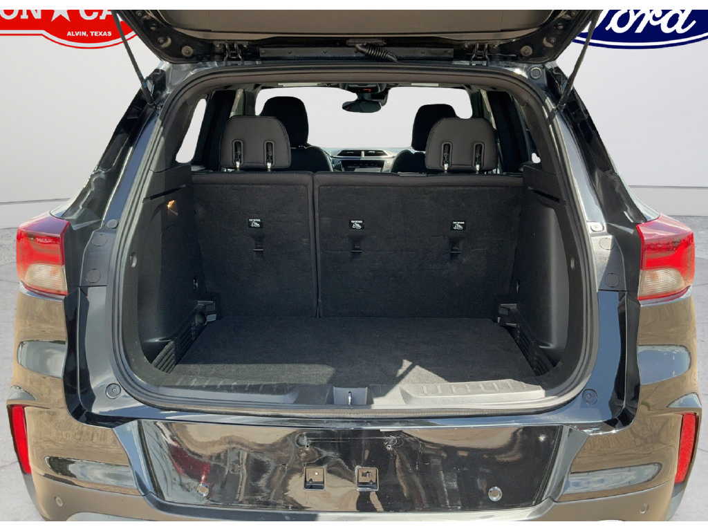 Used 2023 Chevrolet TrailBlazer RS w/ Convenience Package FWD image 21