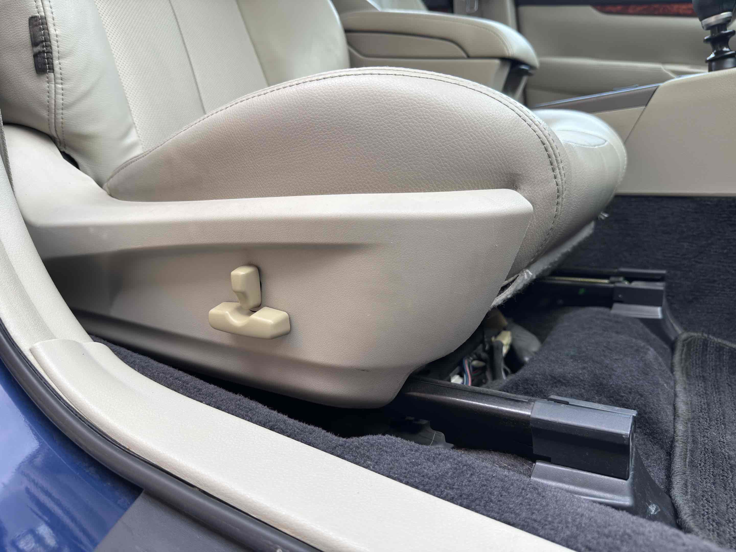 Used 2010 Subaru Legacy 2.5GT Limited w/ Popular Equipment Group 2C image 50