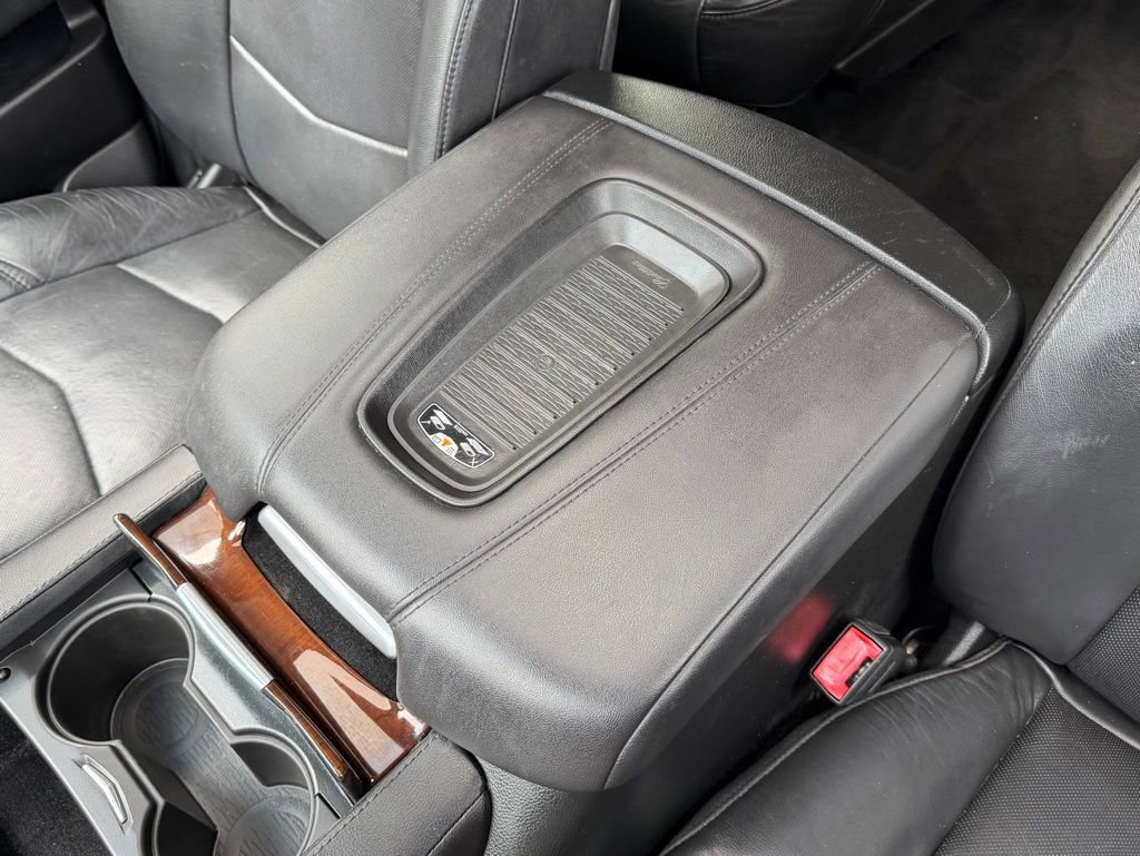 Used 2018 Cadillac Escalade ESV Premium Luxury image 47