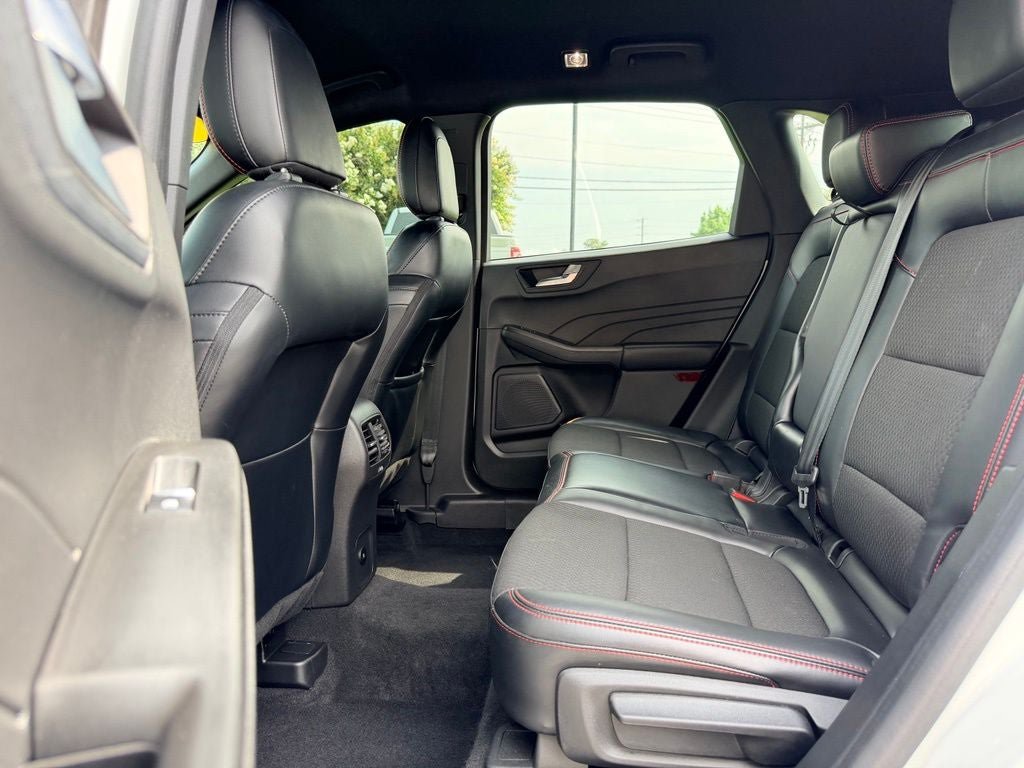 Certified 2023 Ford Escape ST-Line w/ Tech Pack #1 FWD image 16