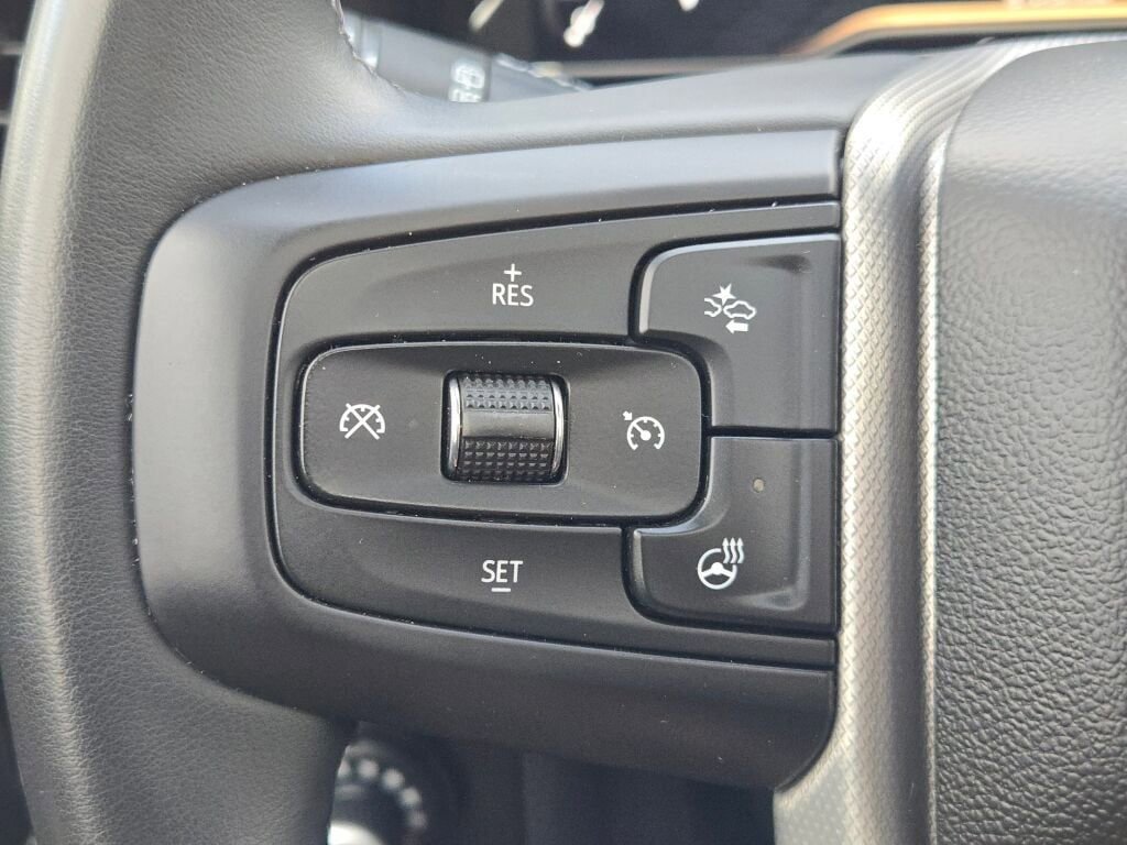 Used 2023 GMC Yukon XL Denali AWD/4WD image 39