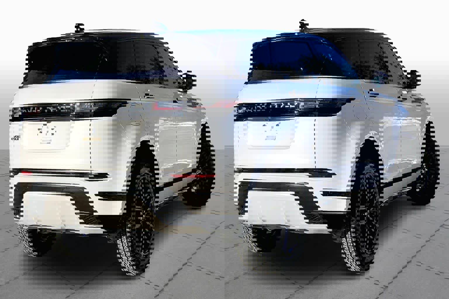 Used 2026 Land Rover Range Rover Evoque Dynamic SE image 12