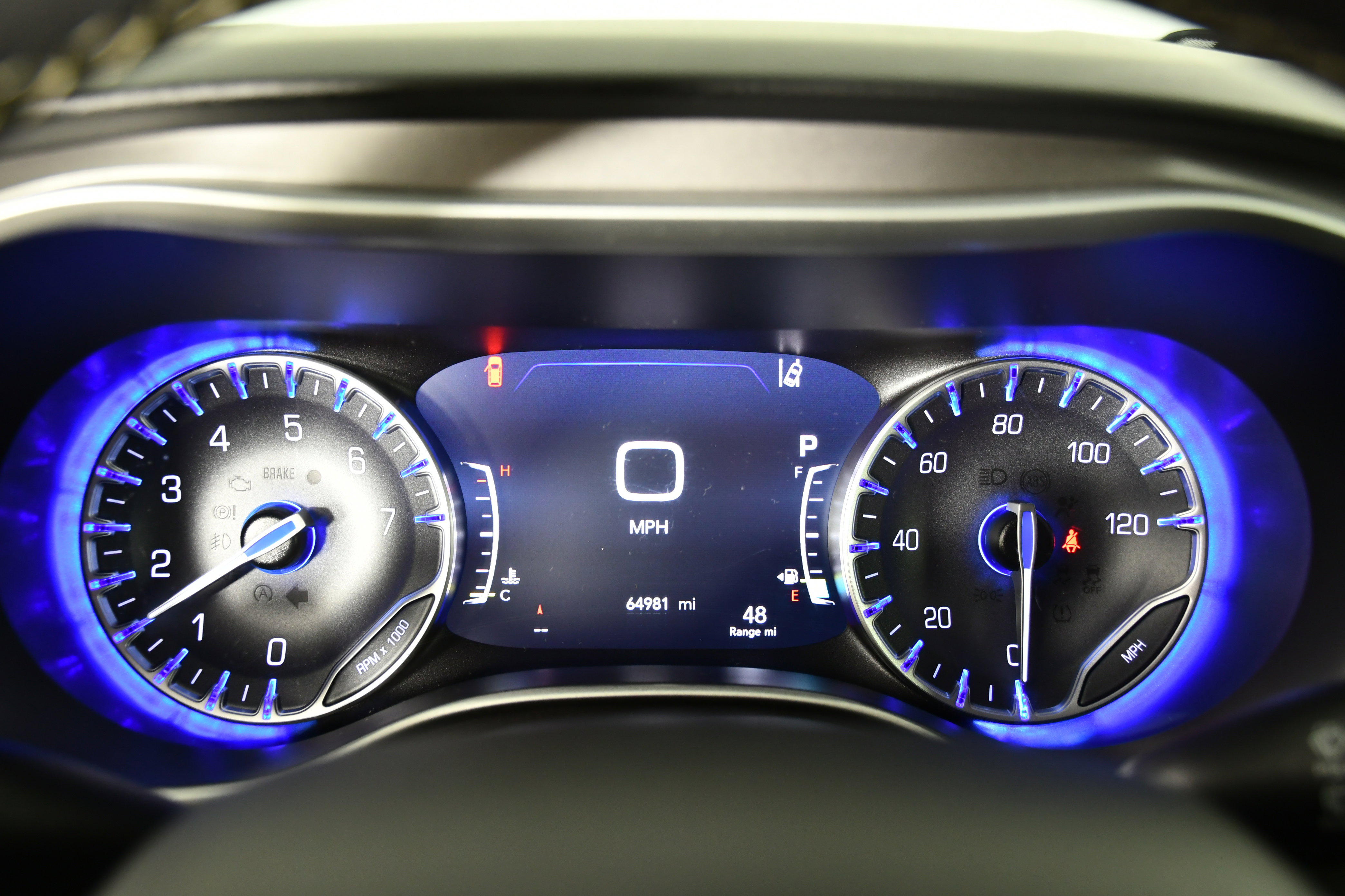 Used 2024 Chrysler Pacifica Touring-L image 18