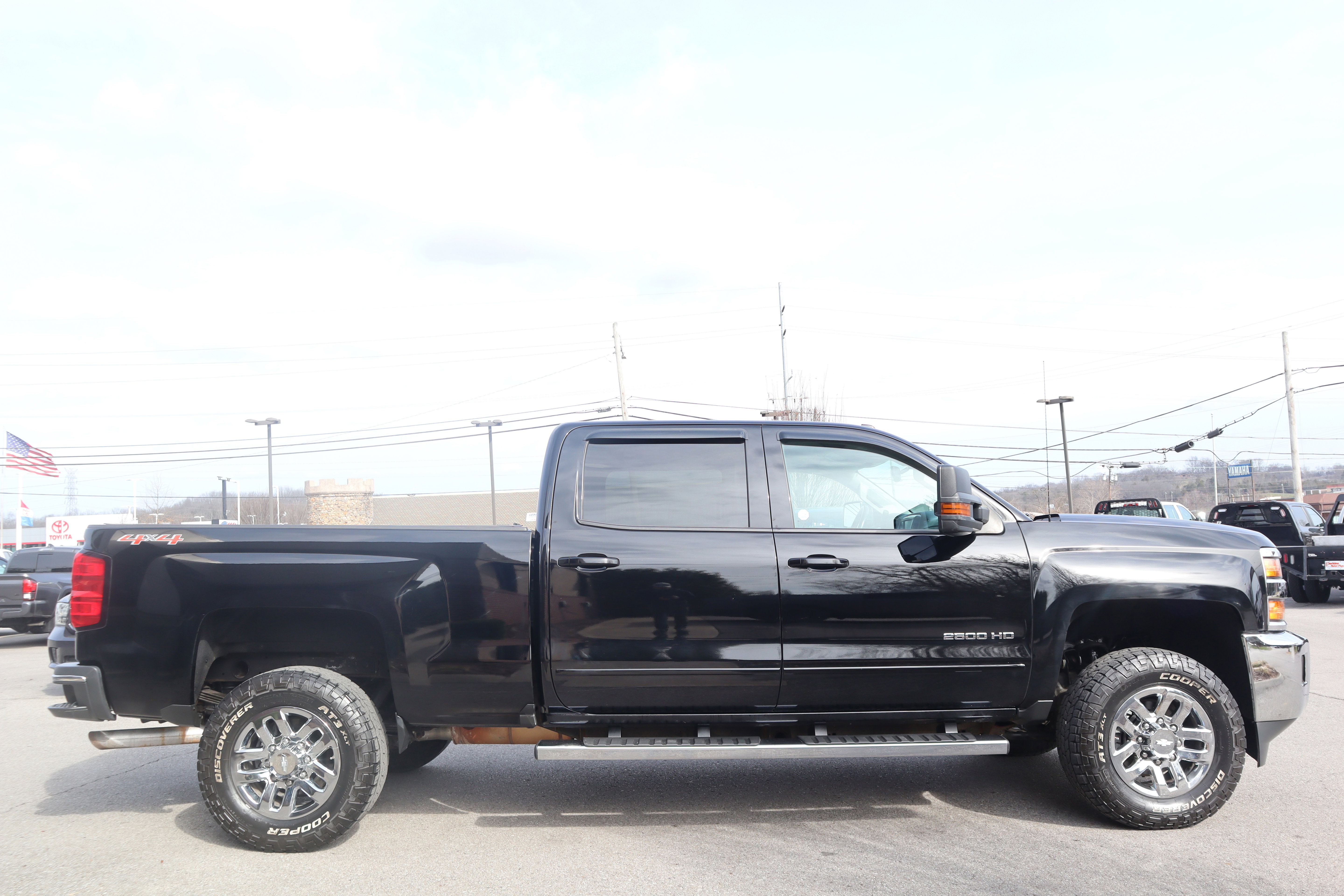 Used 2016 Chevrolet Silverado 2500 LT w/ LT Convenience Package image 5