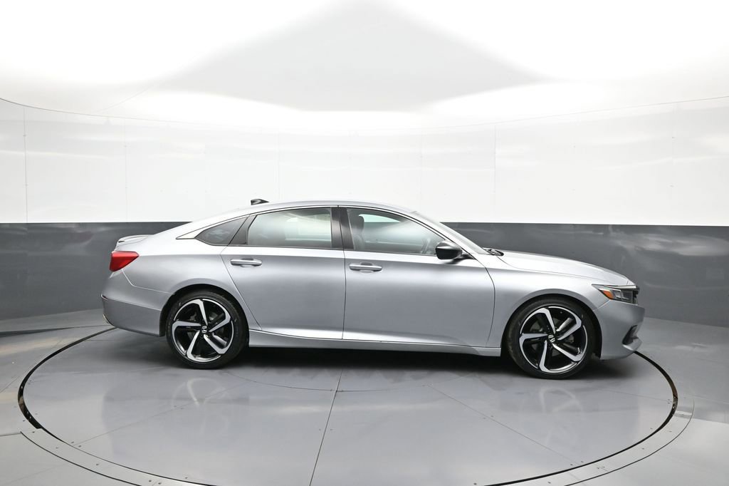 Used 2022 Honda Accord Sport image 5