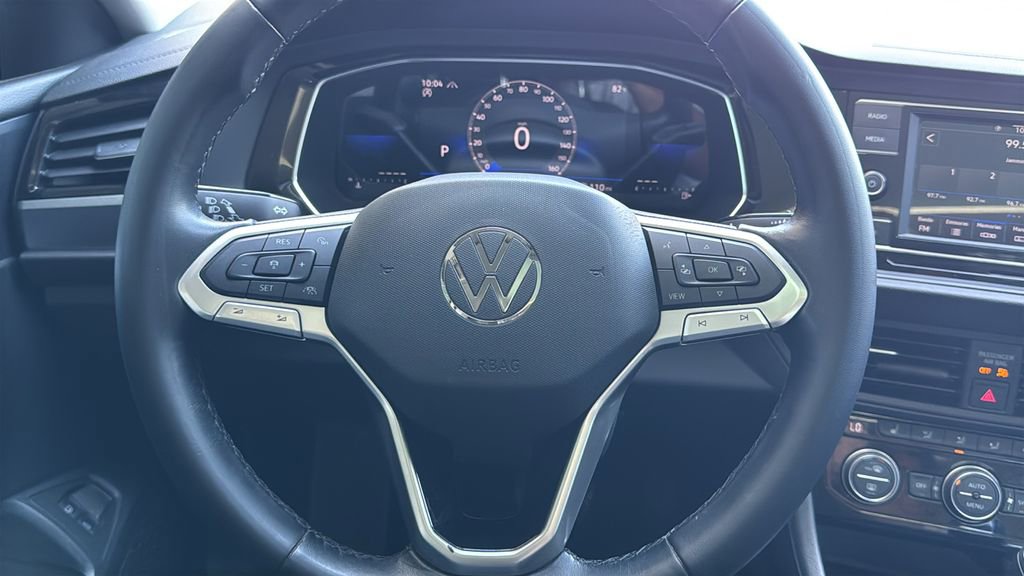 Used 2023 Volkswagen Jetta SE FWD image 10