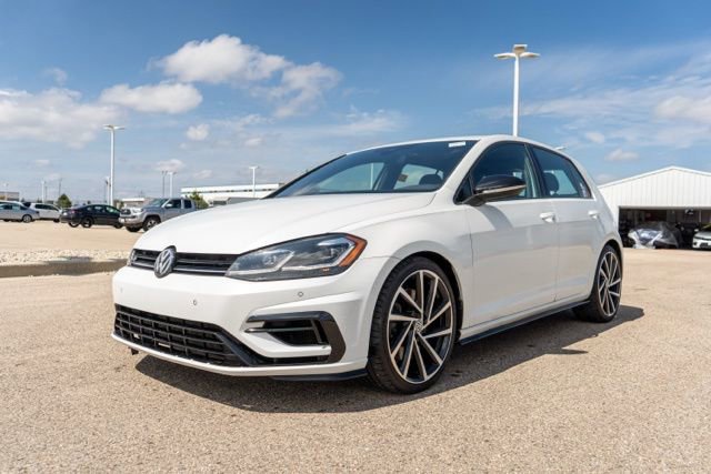 Used 2019 Volkswagen Golf R 4-Door image 3