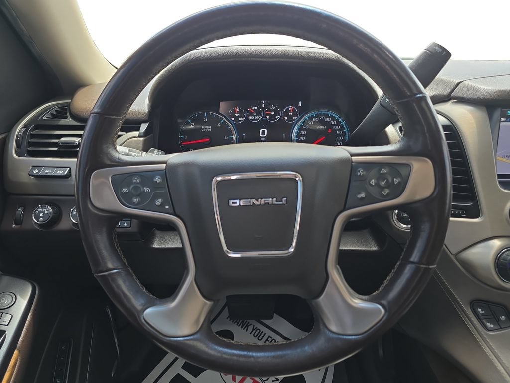 Used 2018 GMC Yukon XL Denali w/ Open Road Package AWD/4WD image 13