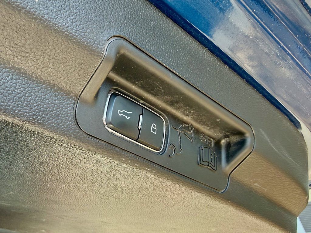 Certified 2023 Ford Explorer XLT w/ Equipment Group 202A image 16