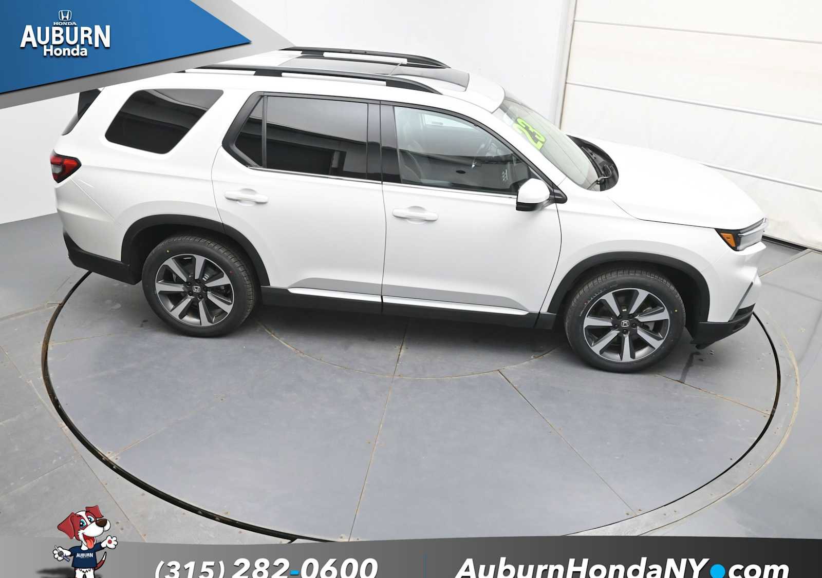 Used 2023 Honda Pilot Elite image 30