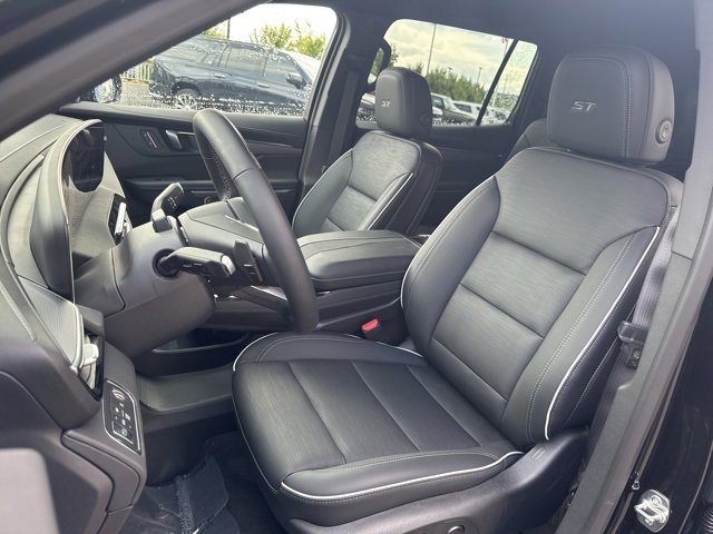 New 2025 Buick Enclave Sport Touring w/ Super Cruise Package image 10