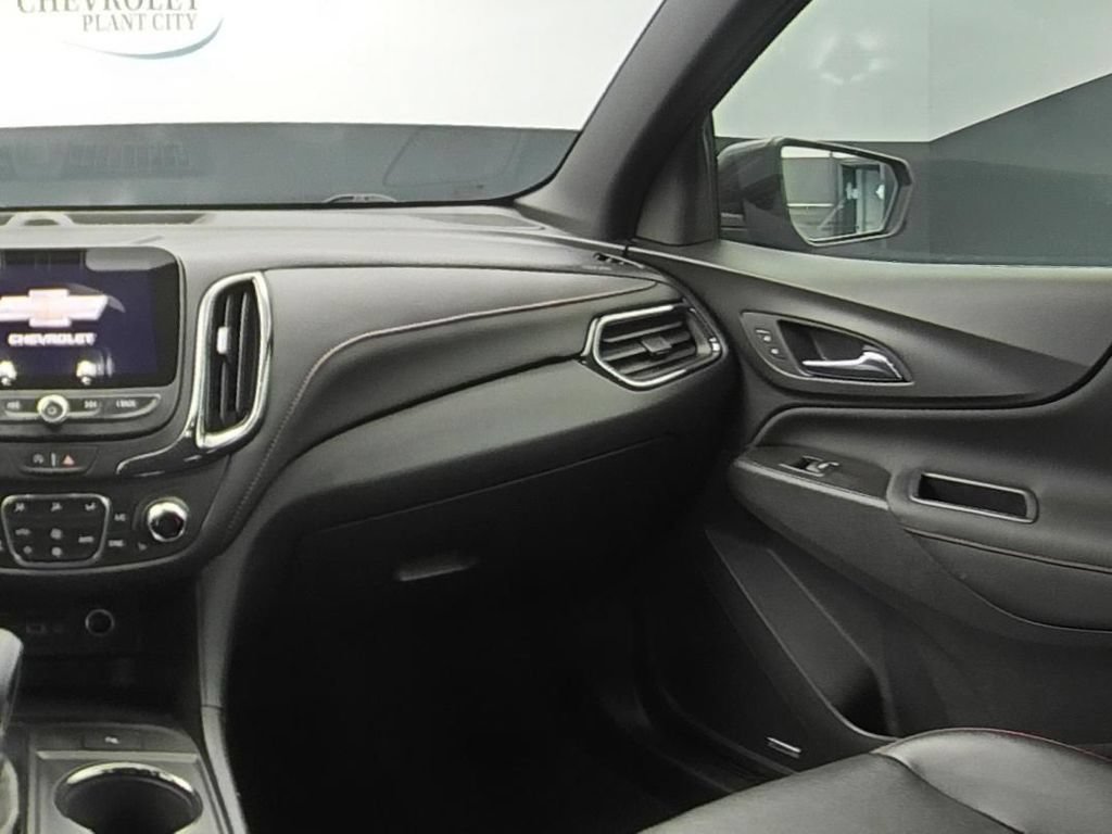 Used 2022 Chevrolet Equinox RS w/ RS Leather Package FWD image 15