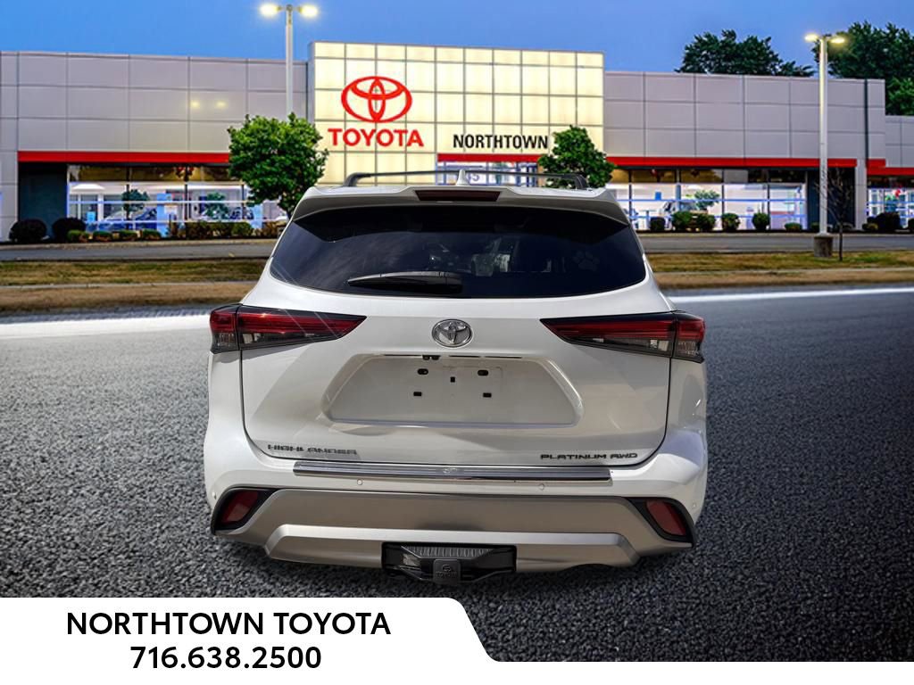 Used 2023 Toyota Highlander Platinum AWD/4WD image 13