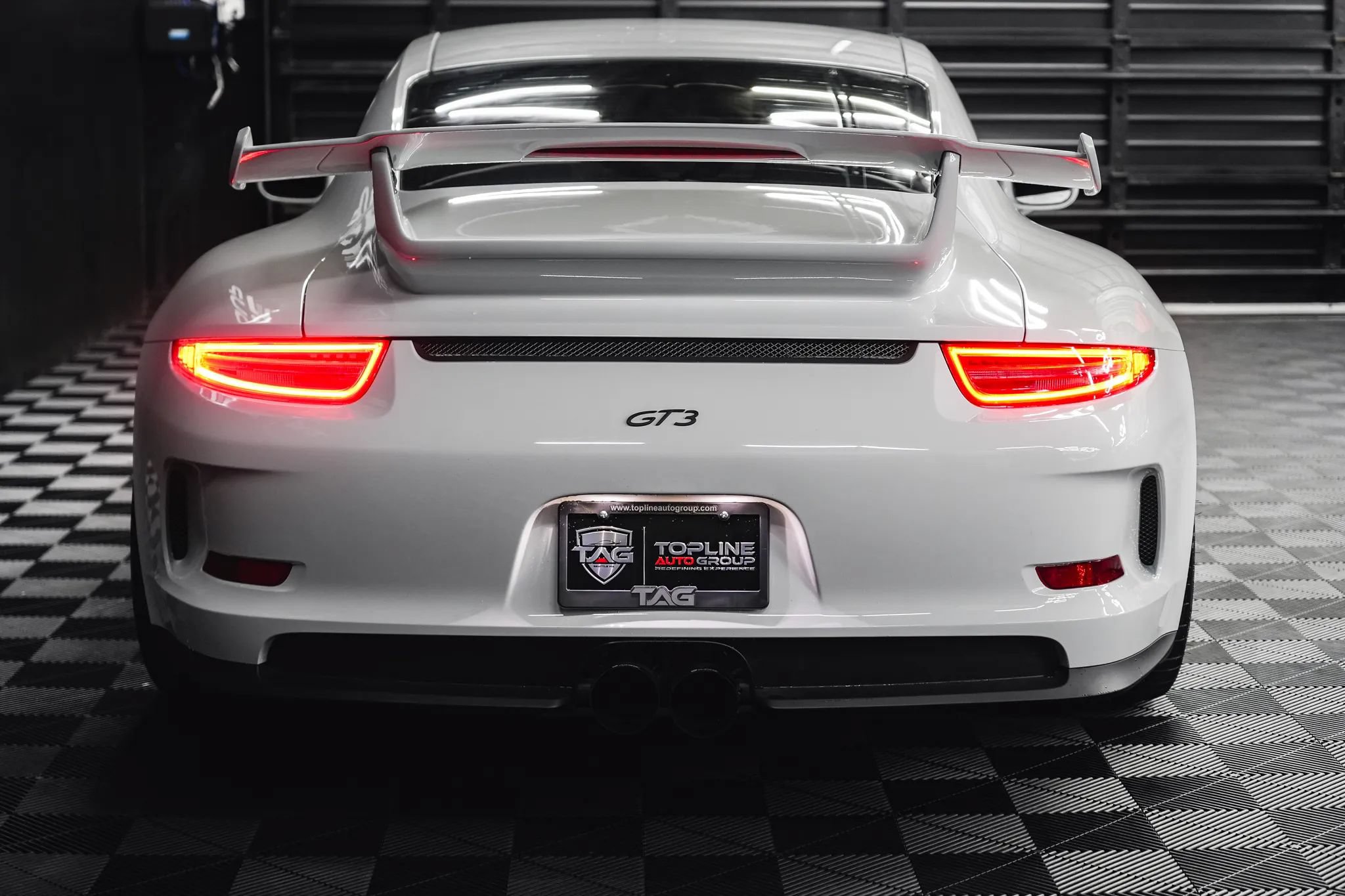 Used 2015 Porsche 911 GT3 RWD image 26