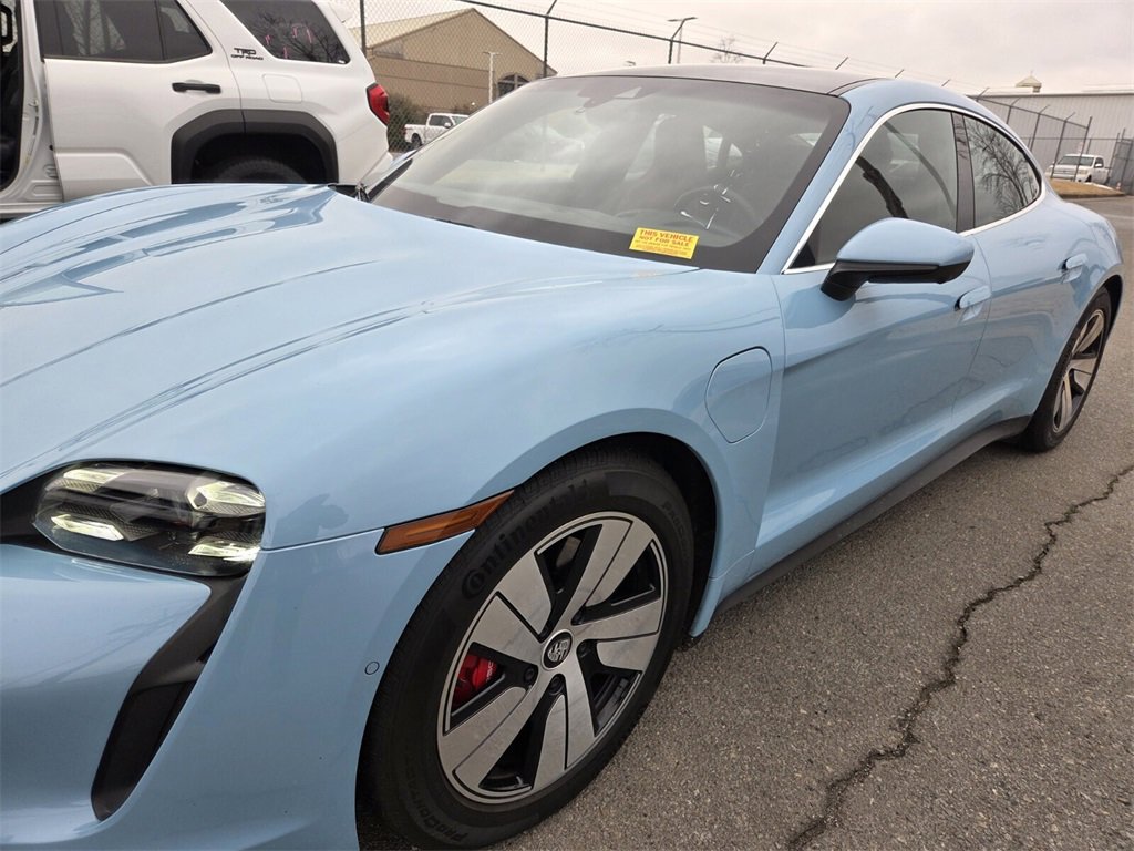 Used 2020 Porsche Taycan 4S image 10