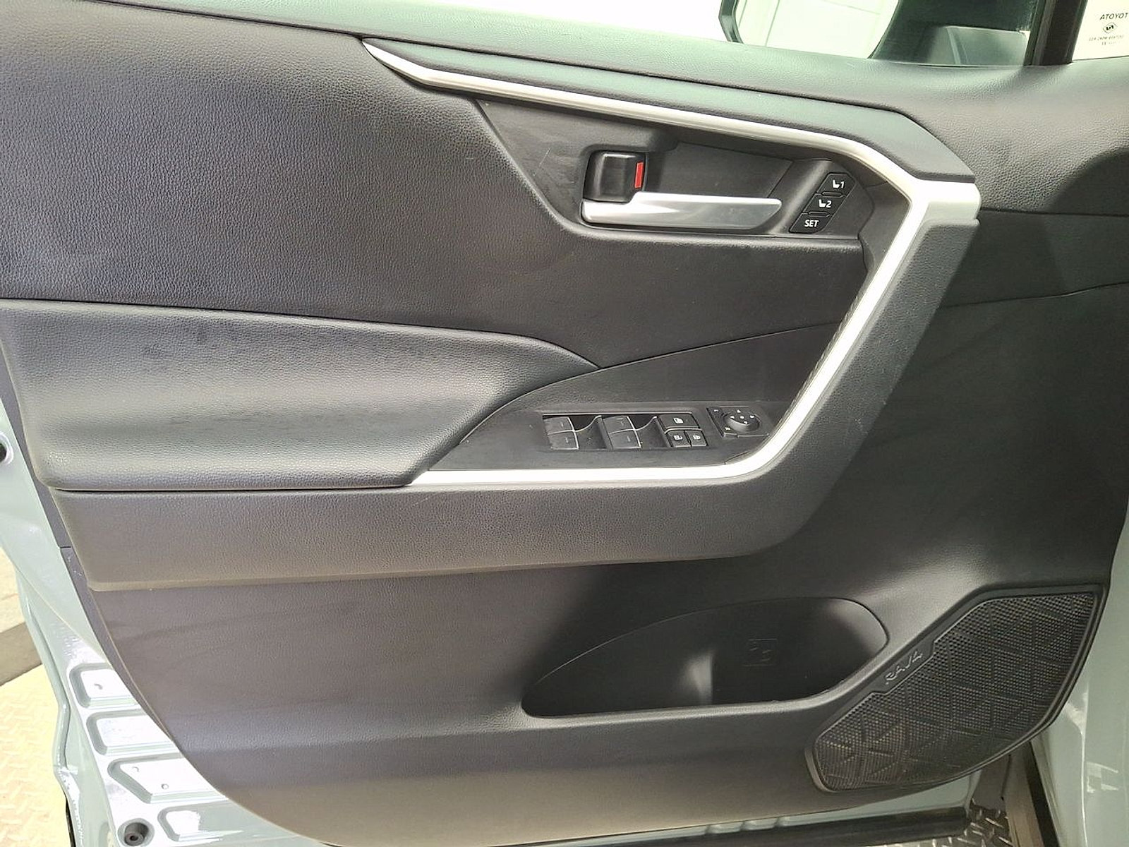 Used 2023 Toyota RAV4 XLE Premium AWD/4WD image 14