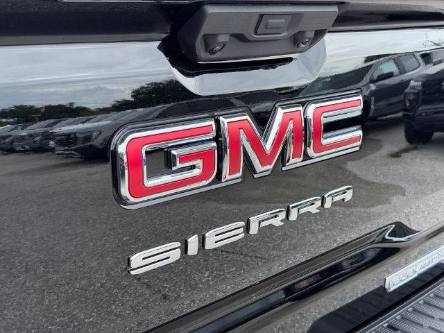 New 2026 GMC Sierra 1500 Elevation w/ Elevation Select Package AWD/4WD image 12