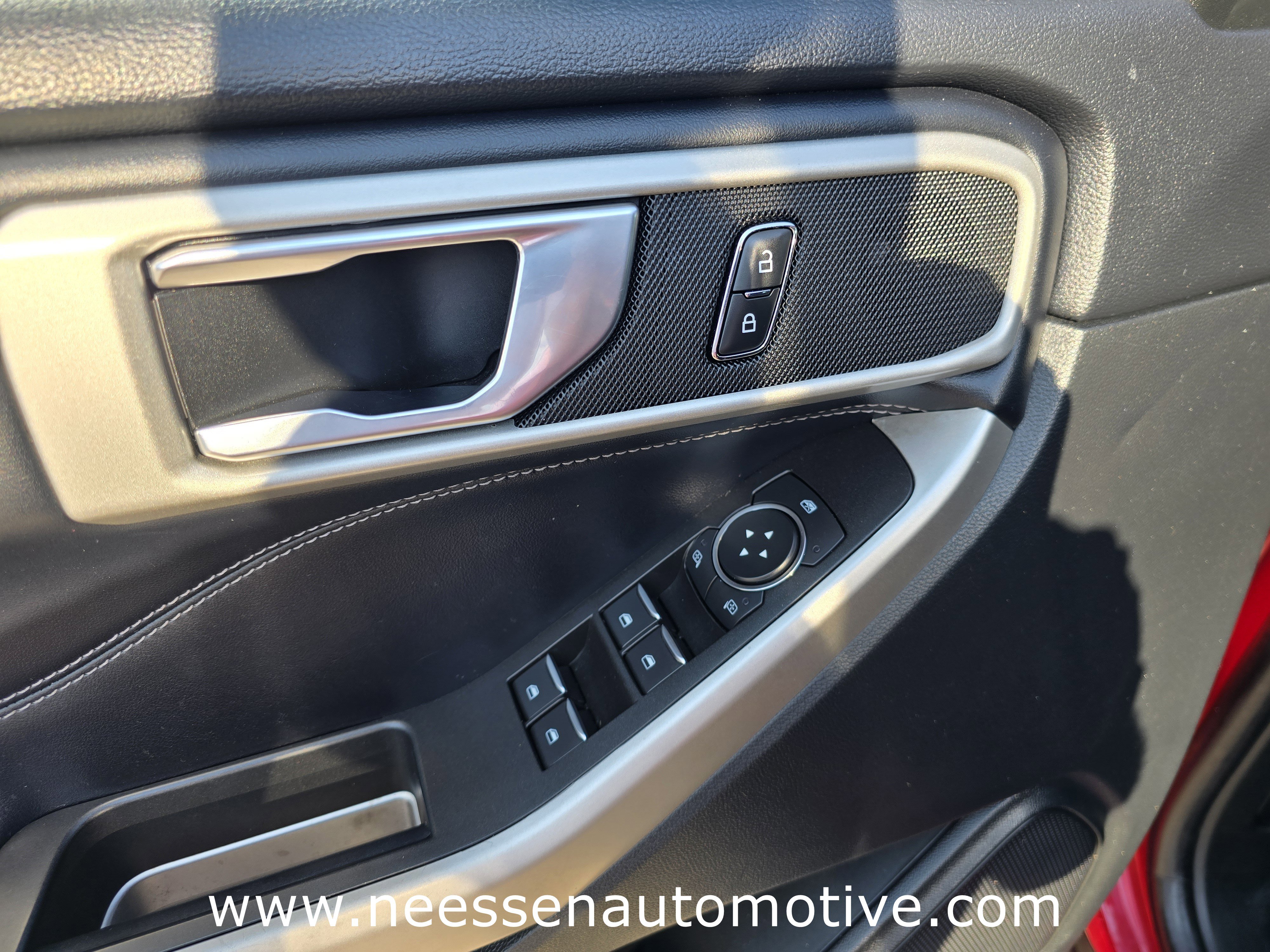 Used 2022 Ford Explorer XLT image 20