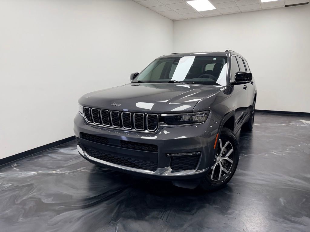 Used 2024 Jeep Grand Cherokee L Limited AWD/4WD image 20