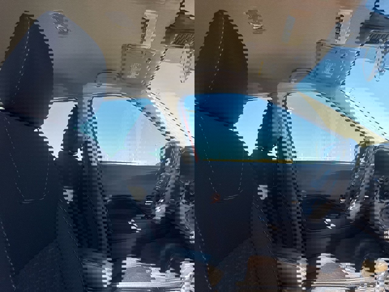 Certified 2023 Nissan Kicks SV image 26