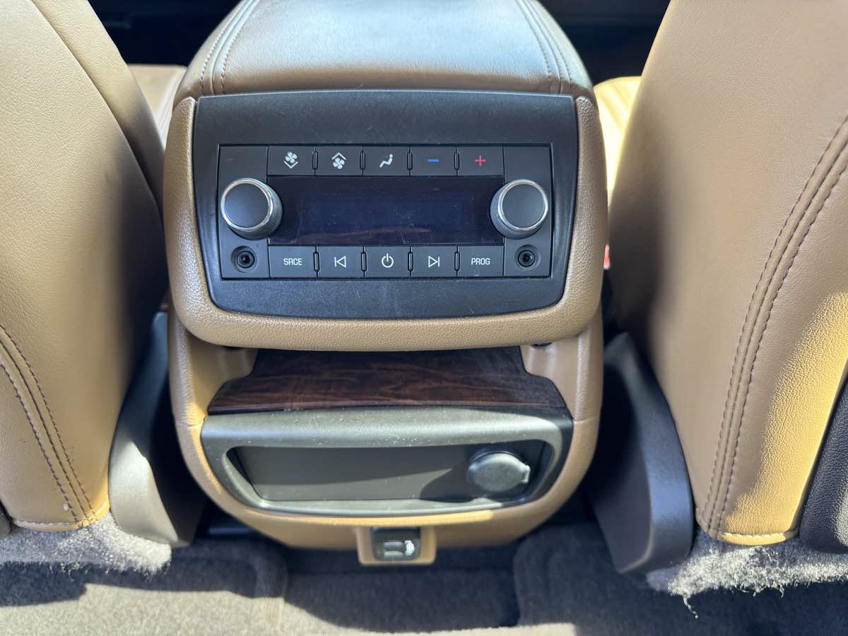 Used 2015 Buick Enclave Leather FWD image 33