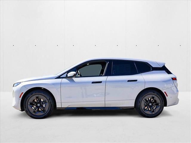 Used 2026 BMW iX xDrive60 w/ Premium Package image 8