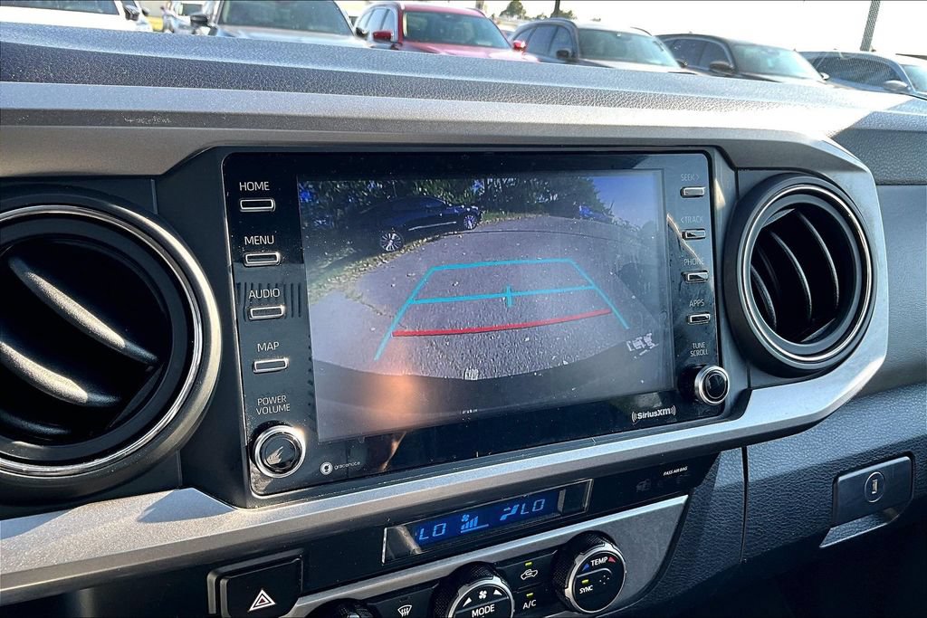Used 2024 Toyota Tacoma TRD Sport AWD/4WD image 29
