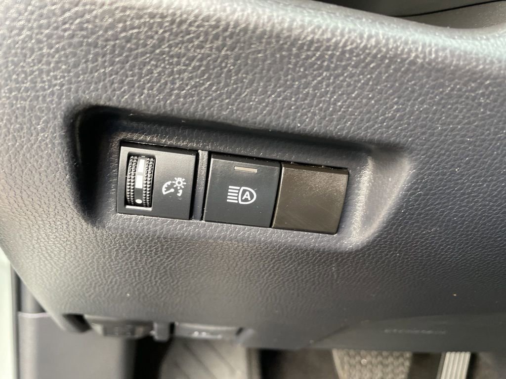 Used 2023 Toyota RAV4 Adventure image 10