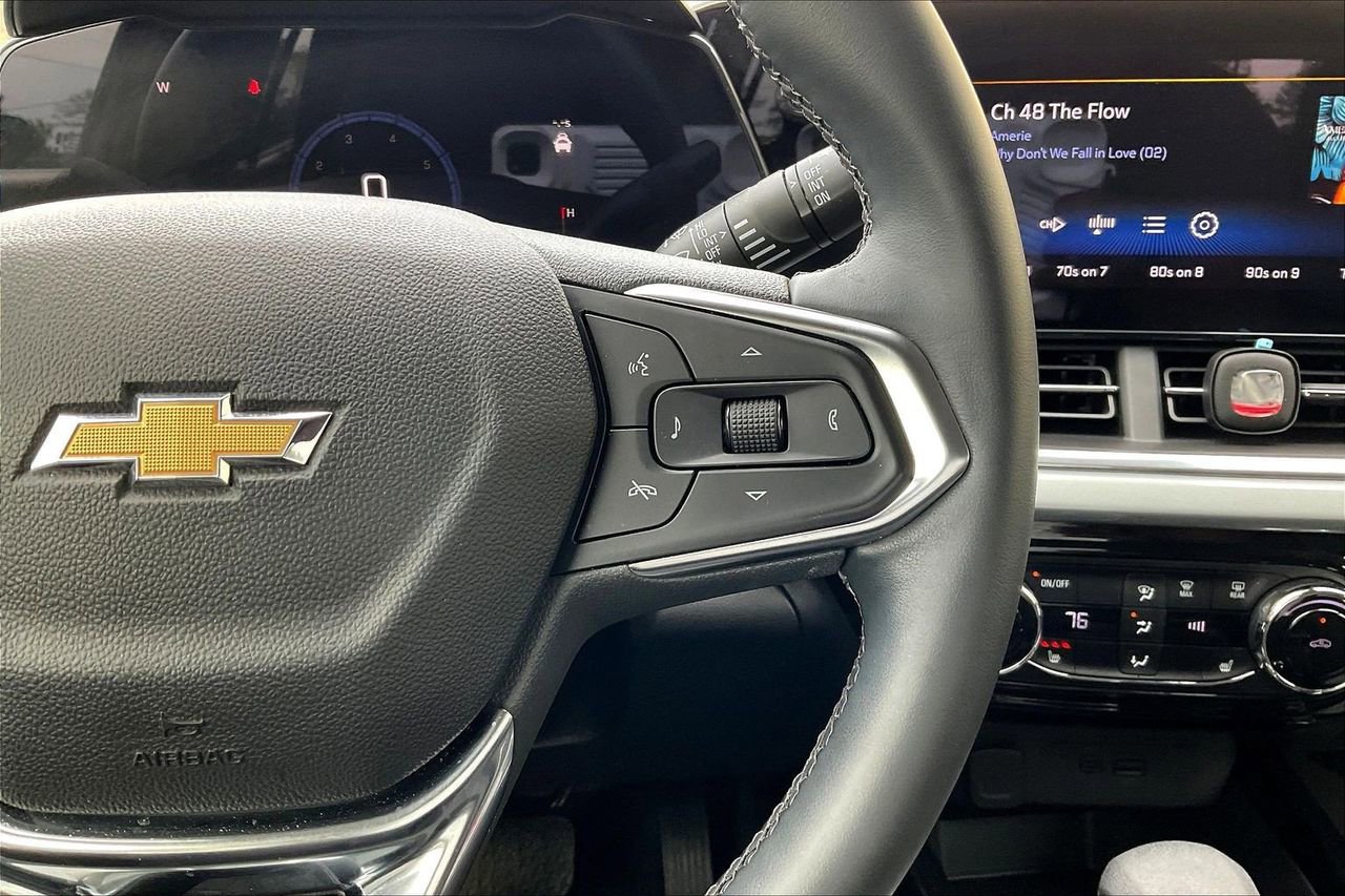 Used 2024 Chevrolet Trax LT w/ Driver Confidence Package image 29