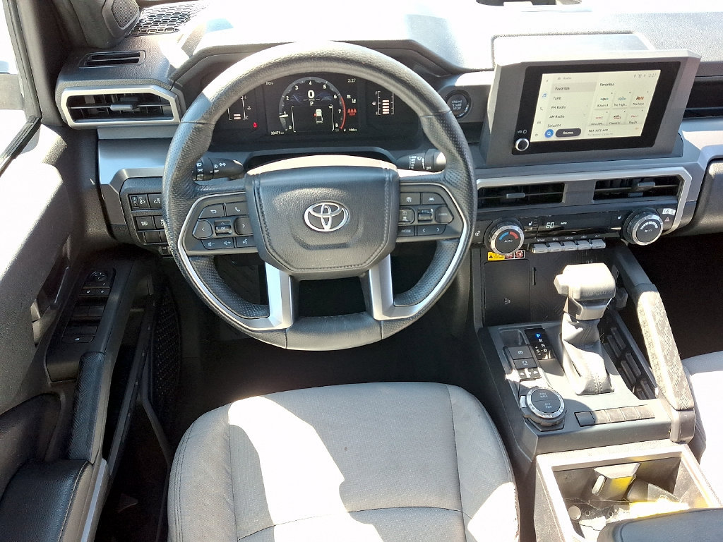 Used 2024 Toyota Tacoma SR5 AWD/4WD image 11