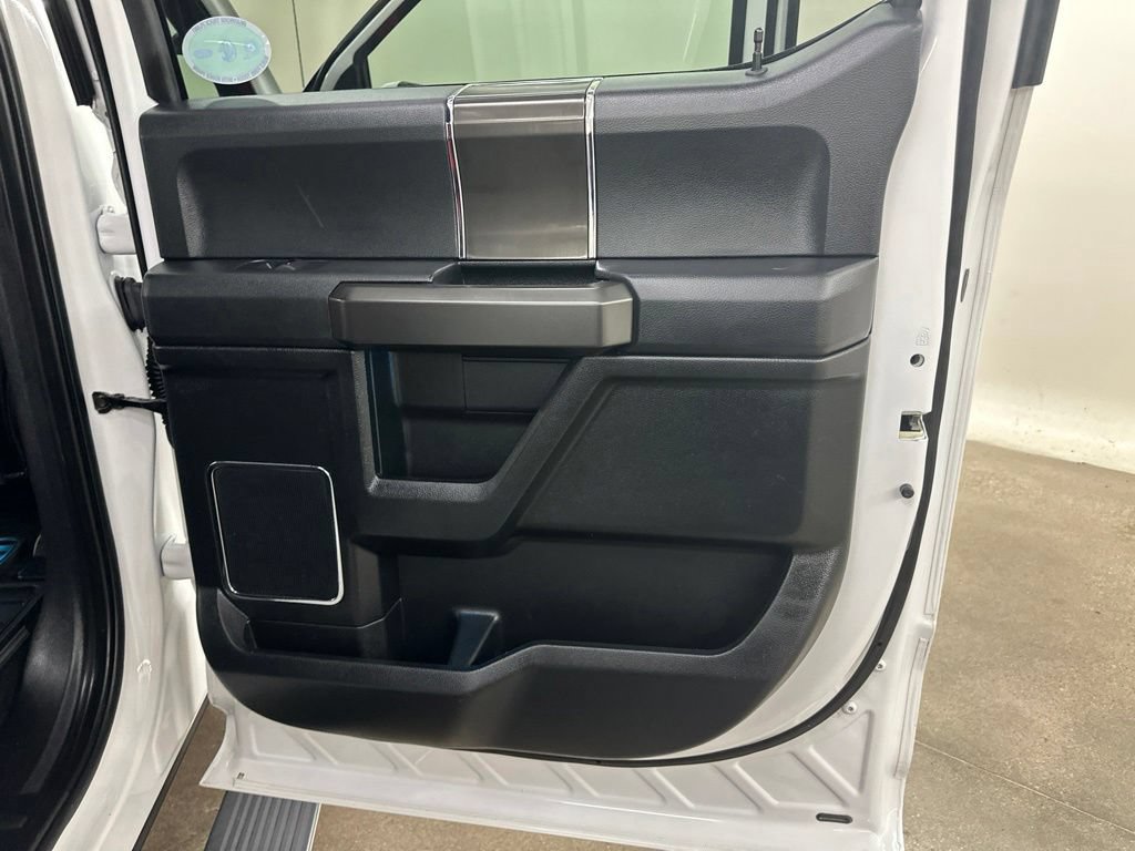 Used 2019 Ford F150 Lariat w/ Equipment Group 502A Luxury AWD/4WD image 28