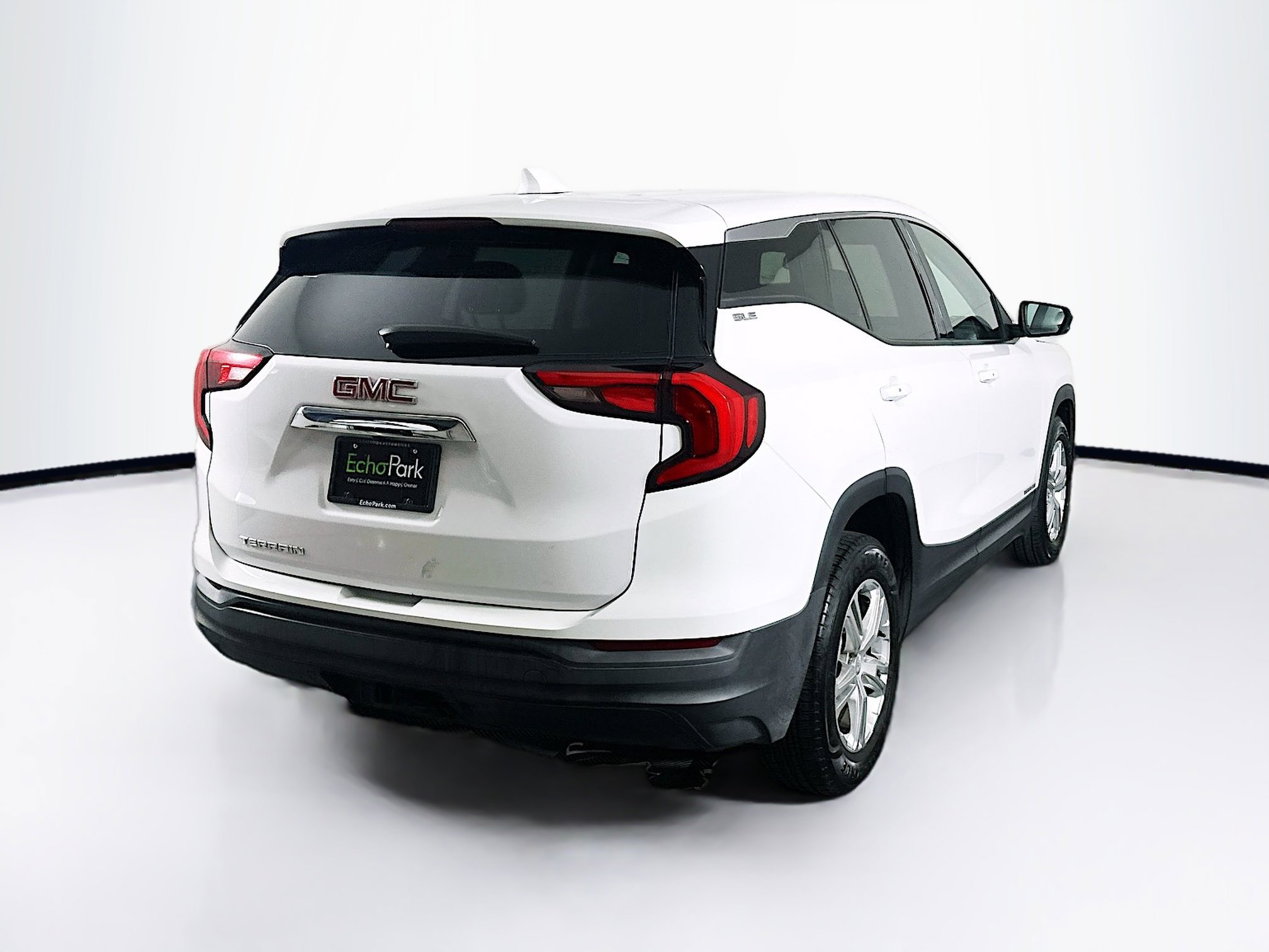 Used 2018 GMC Terrain SLE image 9