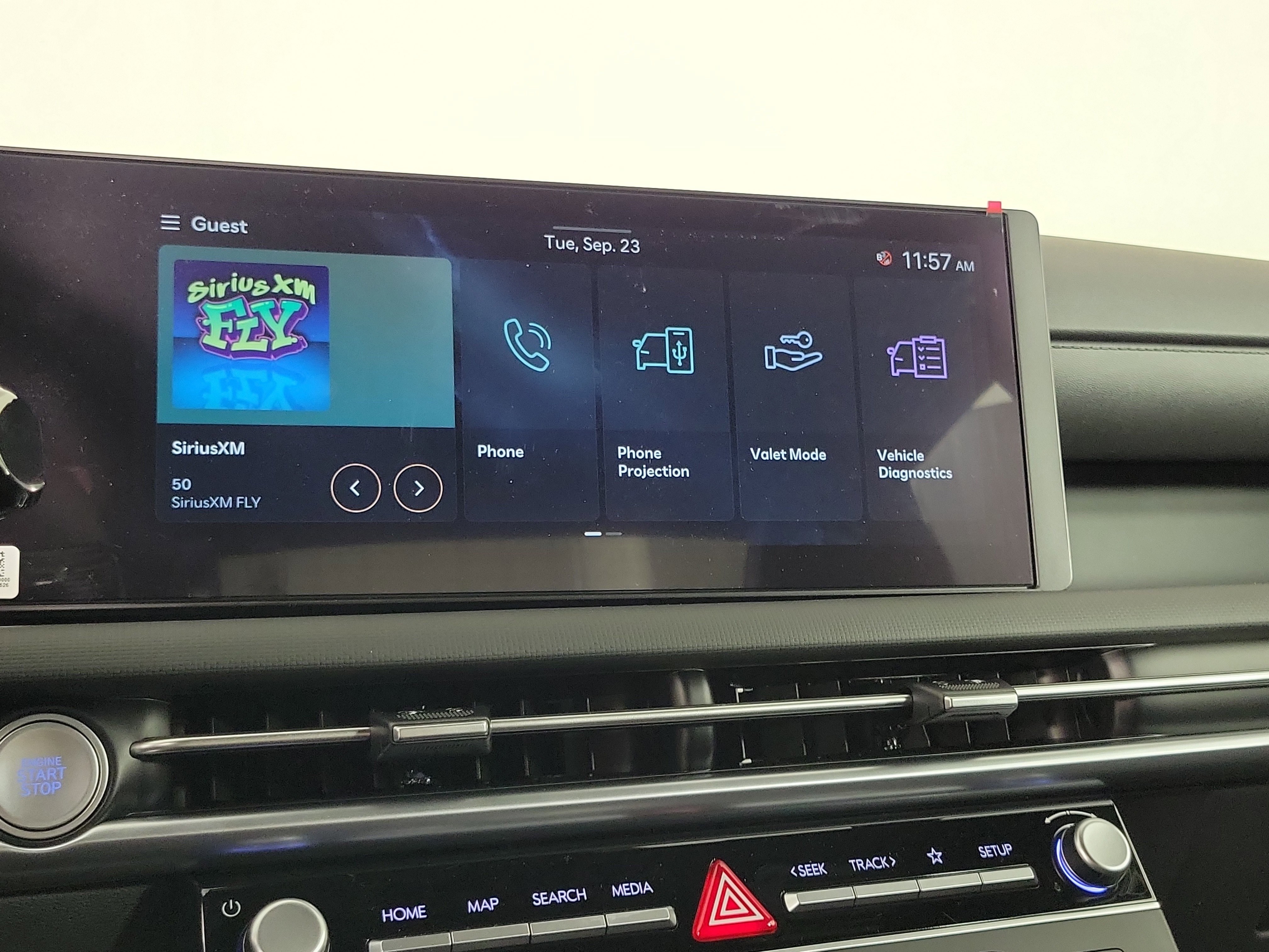 New 2025 Hyundai Santa Cruz SE image 15