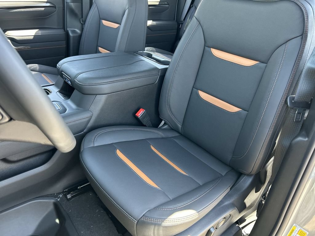 New 2026 GMC Sierra 1500 AT4 w/ Technology Package AWD/4WD image 19