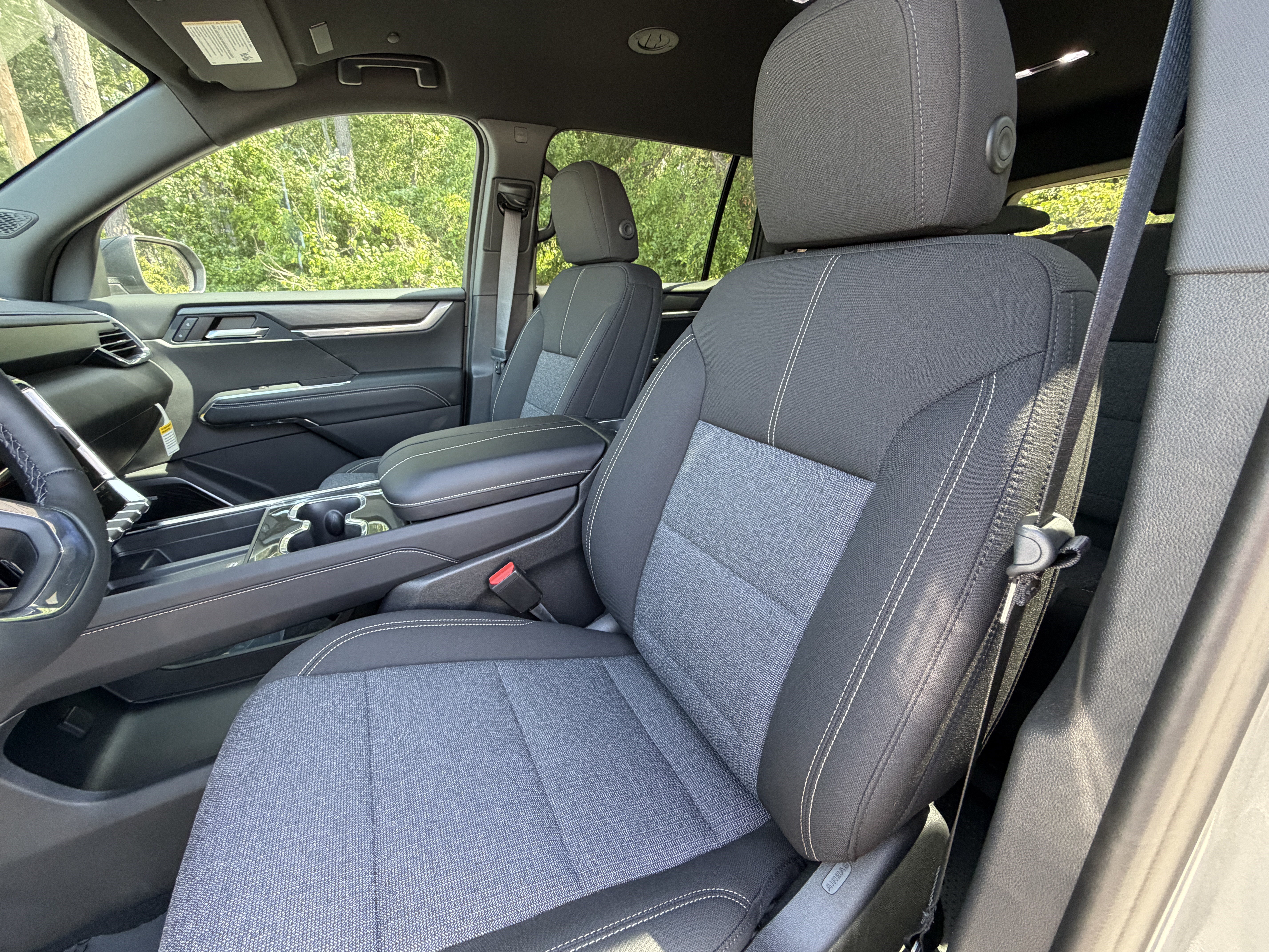 New 2026 GMC Acadia Elevation w/ Black Edition FWD image 14