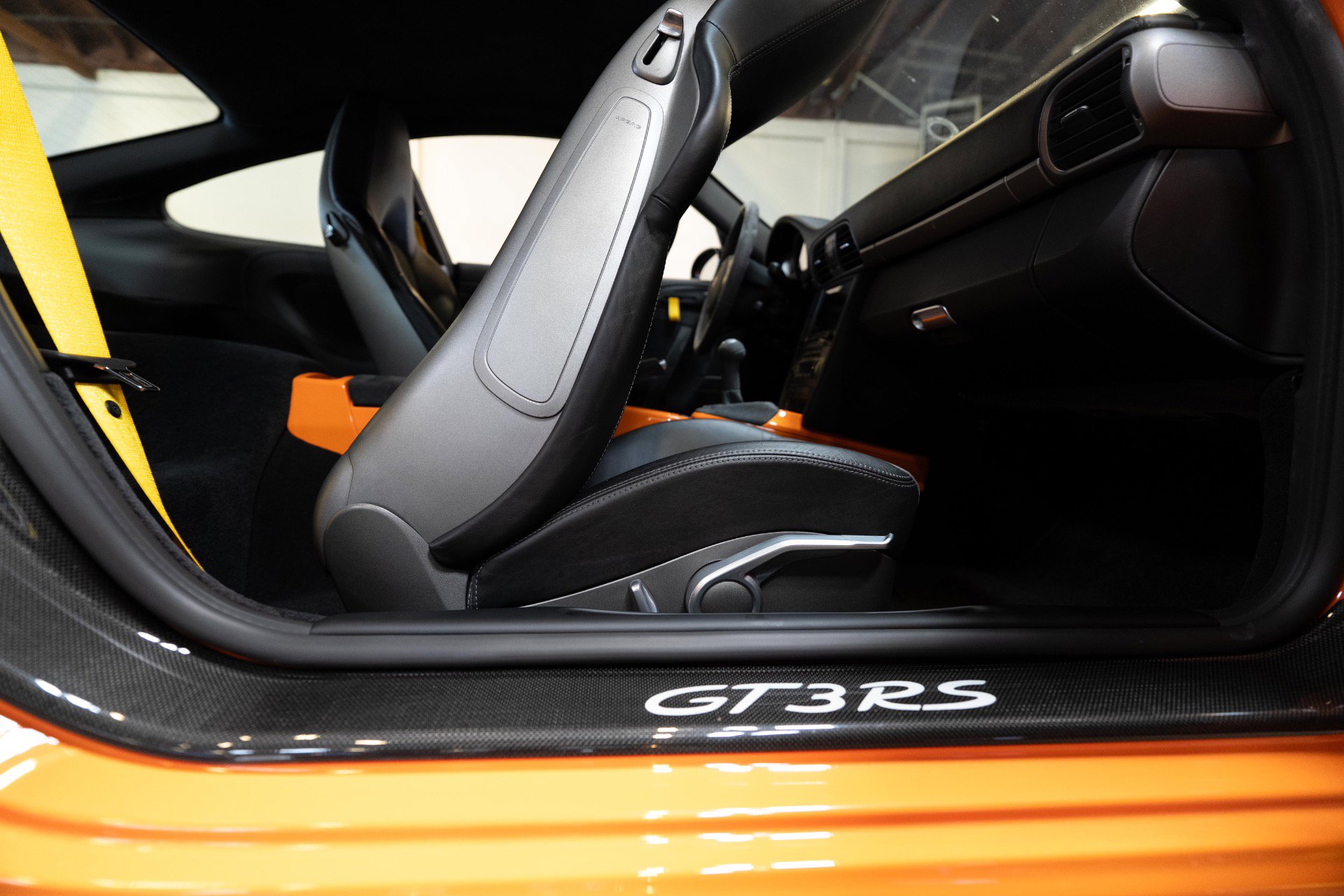 Used 2007 Porsche 911 GT3 RS RWD image 81