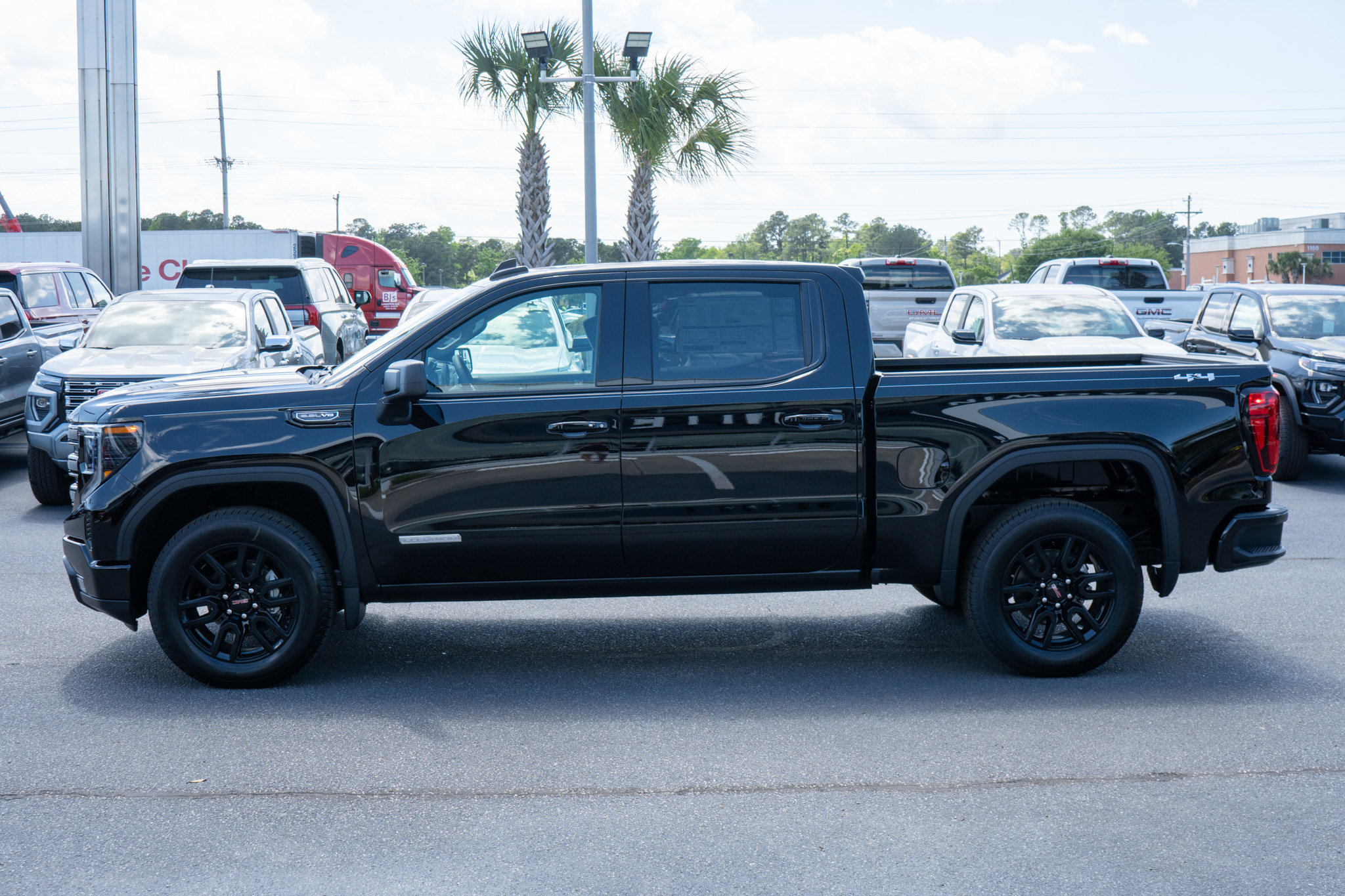 New 2026 GMC Sierra 1500 Elevation AWD/4WD image 6
