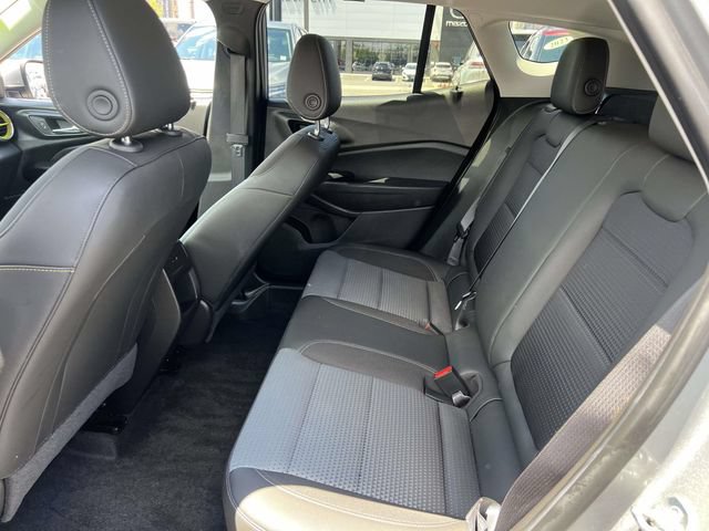 Certified 2024 Chevrolet Trax LT w/ Driver Confidence Package FWD image 12