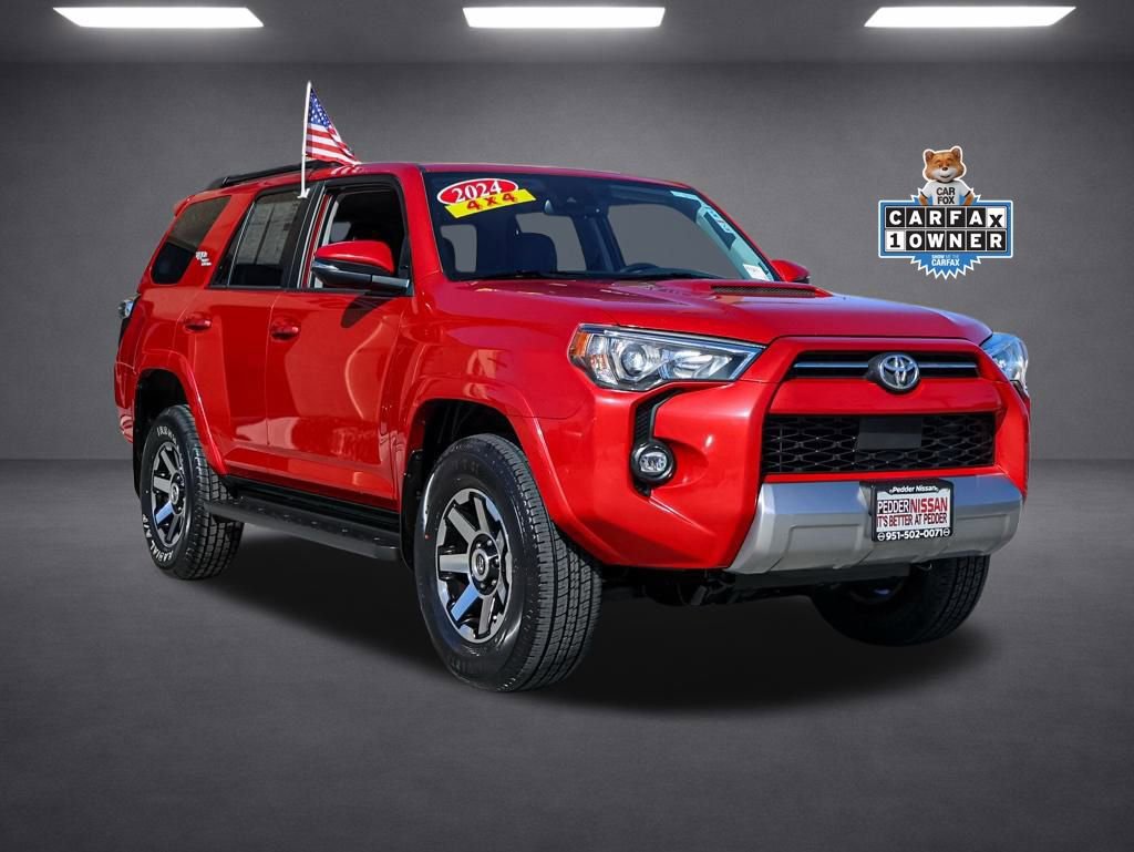 Used 2024 Toyota 4Runner TRD Off-Road Premium image 2